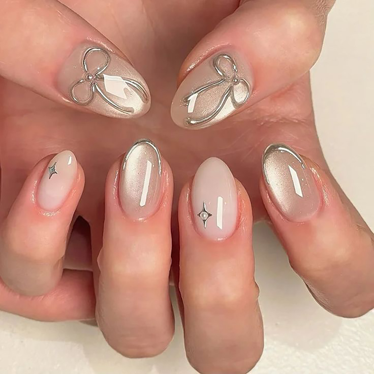 Nail Art Wedding - 24개 수제 짧은 원형 프레스온 네일.