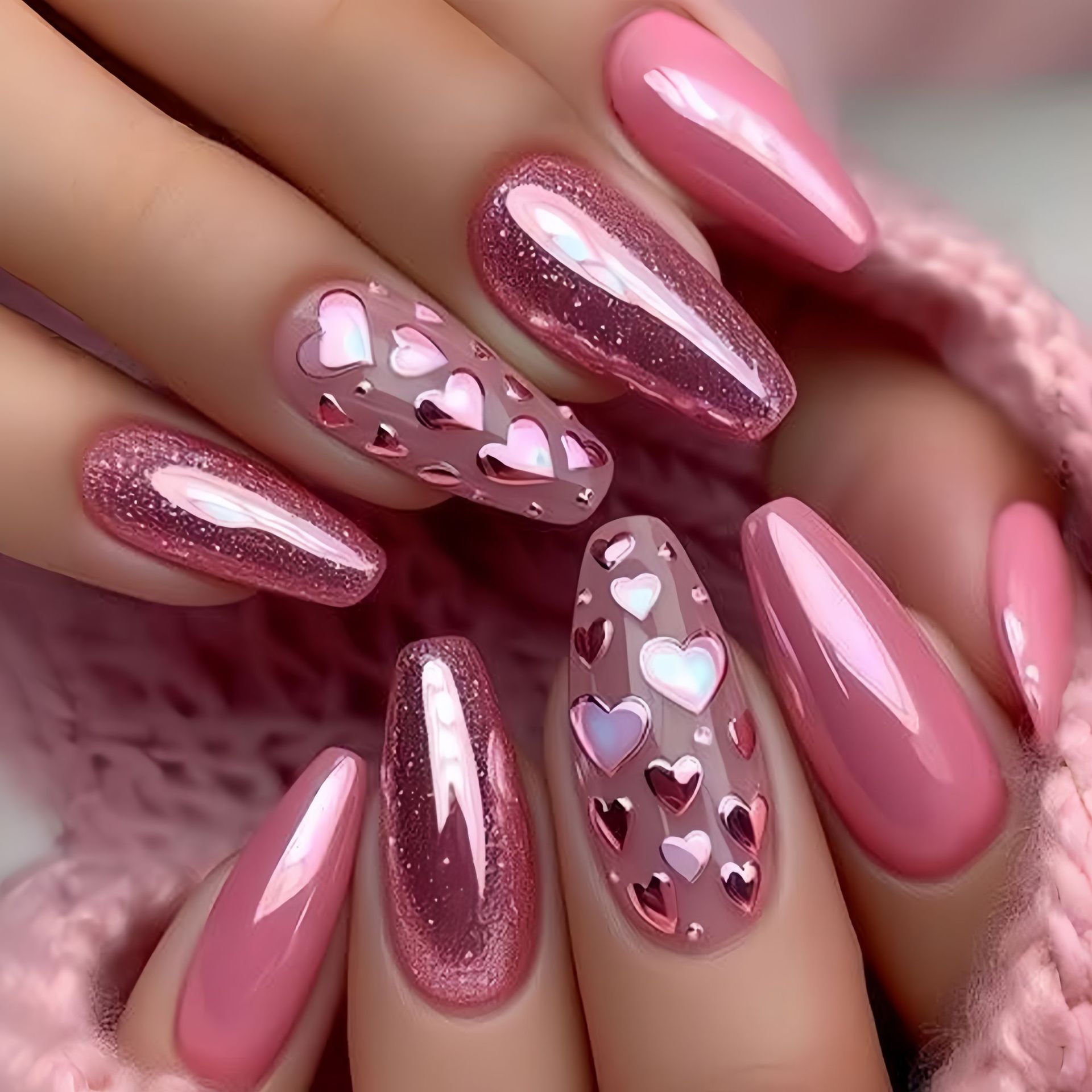 Nail Art Wedding - 중간 길이의 핑크 블루 하트 디자인