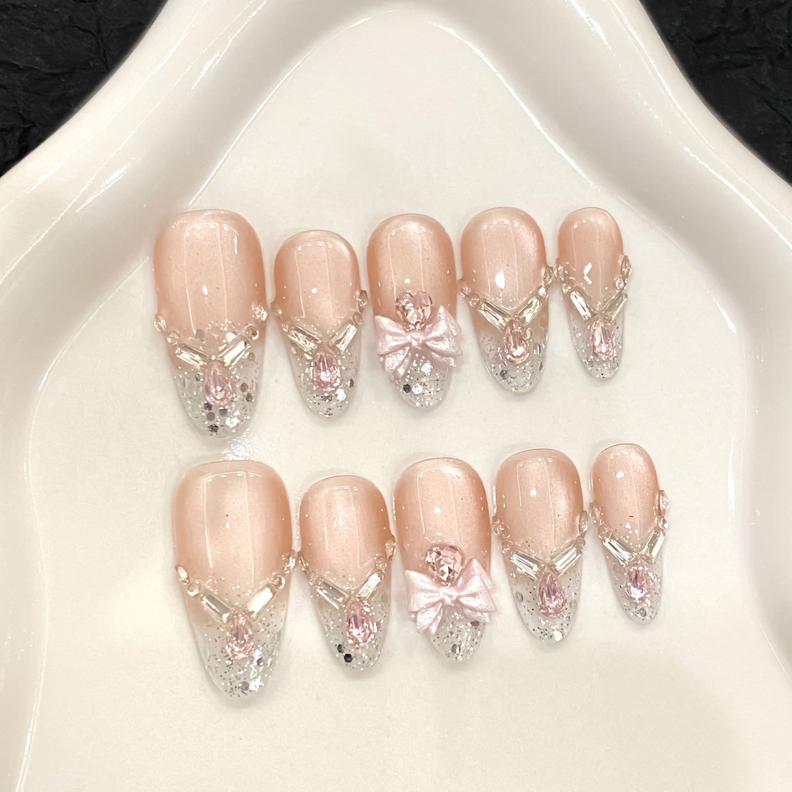 수제 고양이 눈매 네일 스팽글 프렌치 팁 붙이는 네일  - Nail Art Pink Cat Eye 리뷰 및 가격